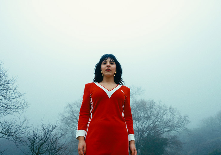 javierlara1's tweet card. Nina Raku presenta La Primera Piedra, una copla electrónica donde explora la culpa, la autocrítica y la lucha por ser...