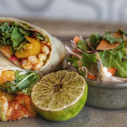 Tweet card summary image