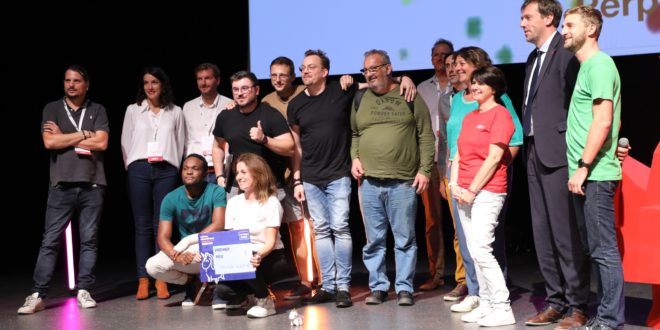 SWPerpi's tweet card. Savior Waste lauréat au Startup weekend