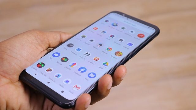 PlusWeb3_'s tweet card. 2025年11月21日、Binance Japan…