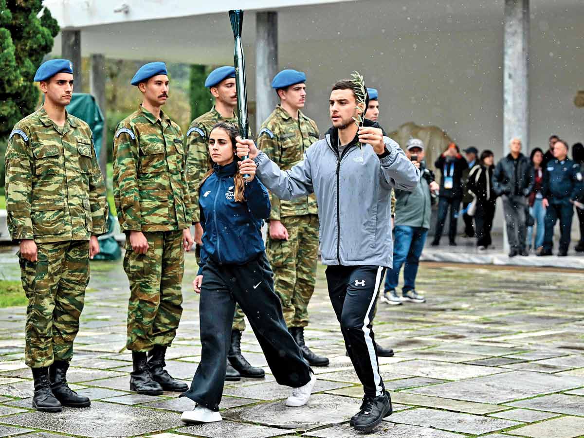 zolonoticias's tweet card. La llama de los Juegos Olímpicos de Invierno de Milán-Cortina 2026 será encendida el miércoles en Grecia, aunque la ceremonia se realizará bajo techo debido a las previsiones meteorológicas que...