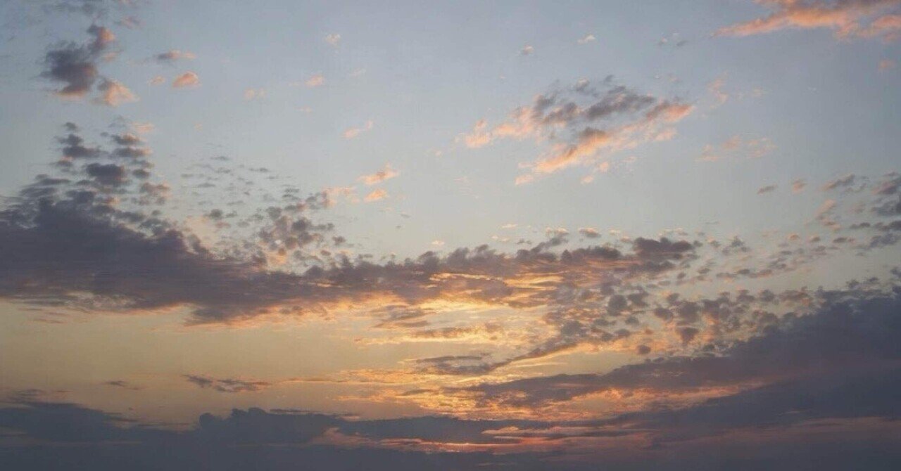 algo418's tweet card. 「妥協してでも、間に合わせるから」。 その一言で、僕は大切な映像をひとつ失った。 そこにあるのは「どんな映像をつくりたいの？」という原点の問い。正直、ずっと逃げてきた。受け身で依頼に流され、好きだったはずの映像が、ただの作業に変わっていくのが怖かった。 ここから、少し昔の話。 ⸻⸻ 高校1年生。家の近くにできたゲオで『インデペンデンス・デイ』という映画に魅了され、映画づくりを志しました。...