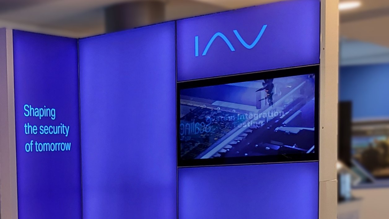 LACONCEPT's tweet card. RÜ.NET 2025 in Koblenz: Anwenderforum Rüstung & Nutzung mit Bundeswehr, BMVg und Industrie. Austausch über NATO-Anforderungen & Zukunft der Verteidigung