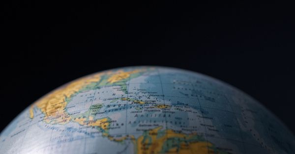 Blog4SocialGood's tweet card. With China’s rise and Russia’s war, the unipolar moment after the triumph of the West in the Cold War is over. Five scenarios for a new world order