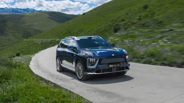 PlusWeb3_'s tweet card. 2025年11月25日JTBは、日本のつくば市で複…