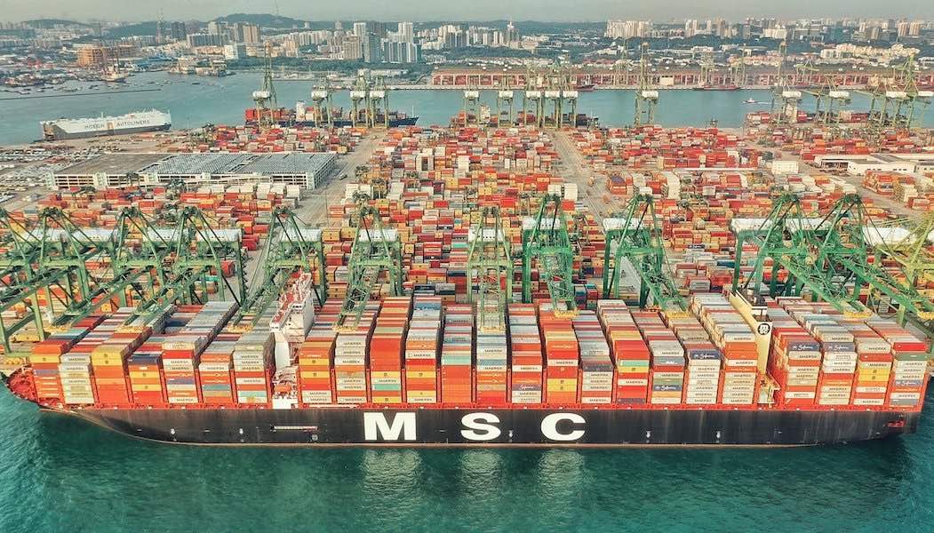 BotInversor's tweet card. Containerlines are on track to hammer home their advantage next year with long term contracts expected to be sealed with clients for record figures. As the first round of tender data has started to...