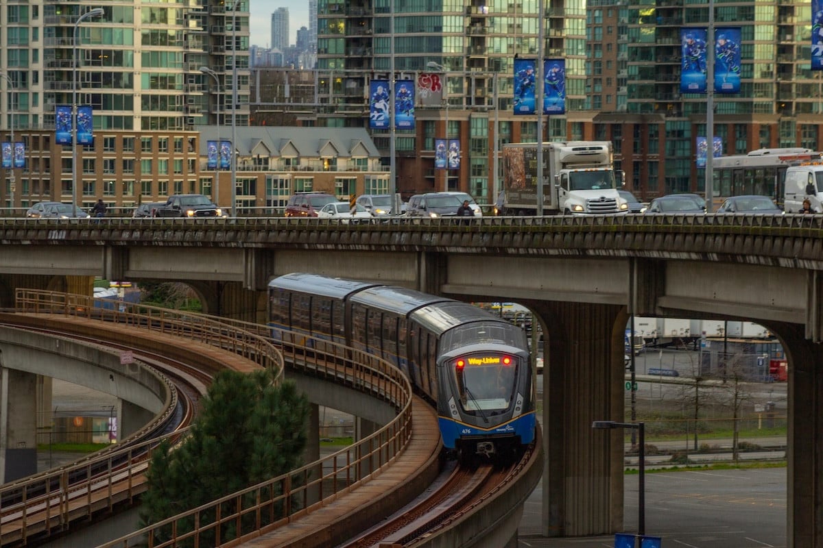 SmartTransp's tweet card. Op-ed: Transit-oriented developments across North America continue to be designed with cars in mind, dooming our transit systems.