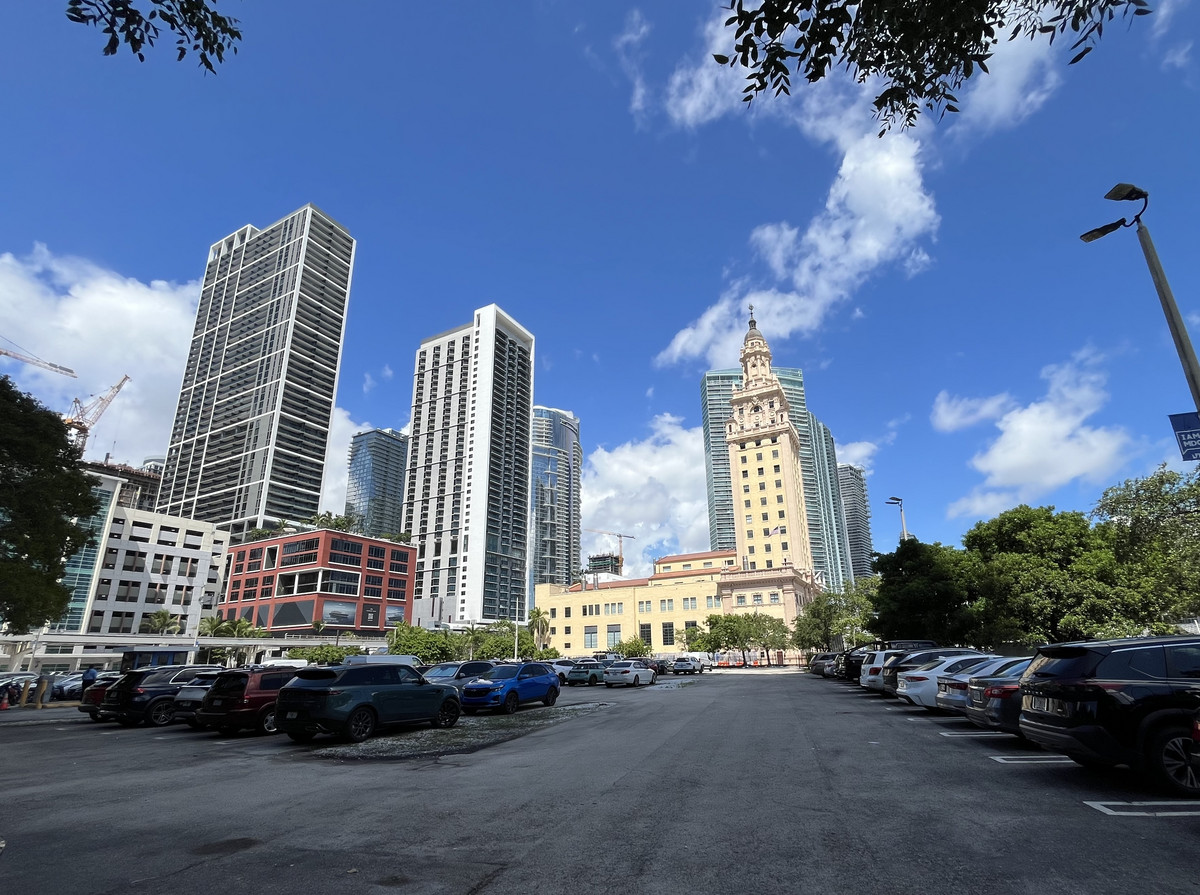 terrig103's tweet card. Eric Trump promised it would be the “greatest presidential library ever built” and said that “consistent with our families DNA, this will be one of the most beautiful buildings ever built — an icon...