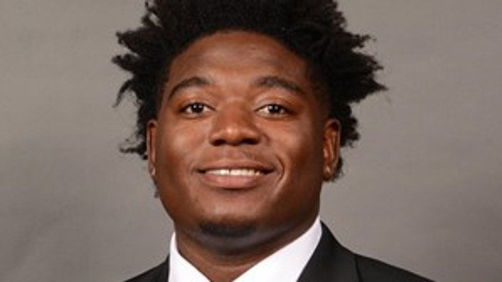 Doc_ALMH's tweet card. Petition Congress to pass a Federal Ban on Guns in Hospitals