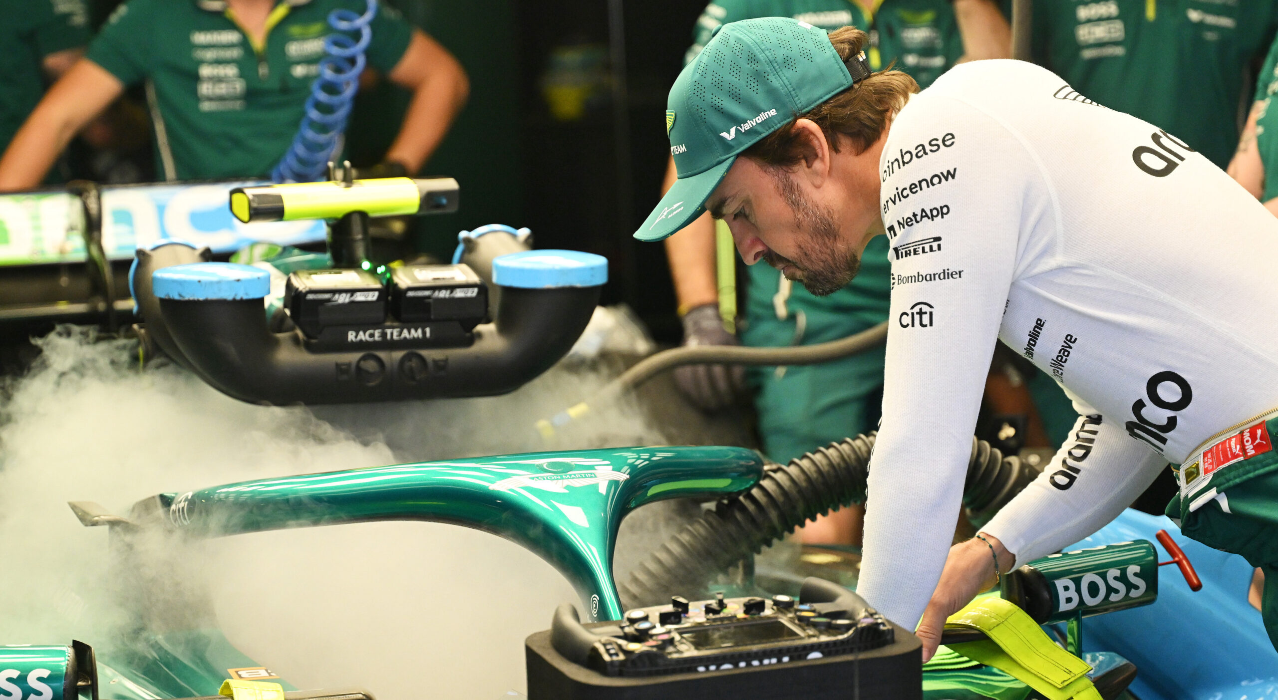 Formule1's tweet card. Alonso kijkt uit naar het einde van het seizoen; hij kan niet wachten om afscheid te nemen van zijn AMR25 en zich te focussen op 2026.