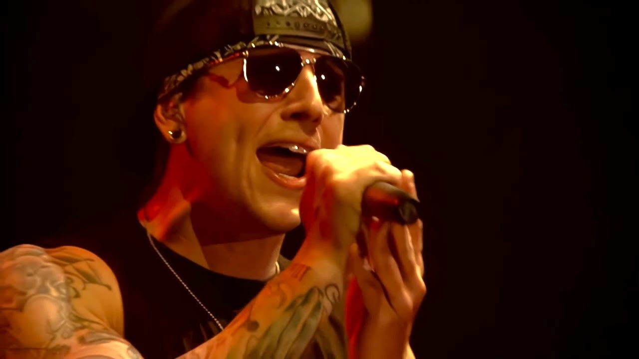 chuta_blues's tweet card. Avenged Sevenfold - Beast And The Harlot | Live In The LBC 2008 [HD]