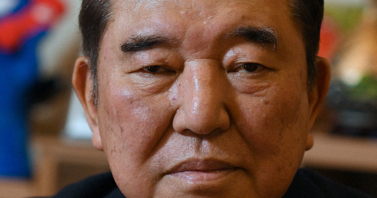 FIFI_Egypt's tweet card. 　石破茂前首相は26日、東京都内での講演で、台湾有事を巡る高市早苗首相の国会答弁を機に悪化した日中関係について「中国との関係なくして我が国は成り立つのか」と述べ、両国の安定的な関係構築が重要だと強調した。