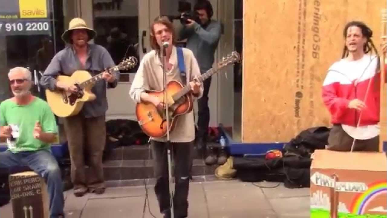 ElRubio73698045's tweet card. Millionaires - Phat Bollard - Busking in Bath (Best Vid of this)