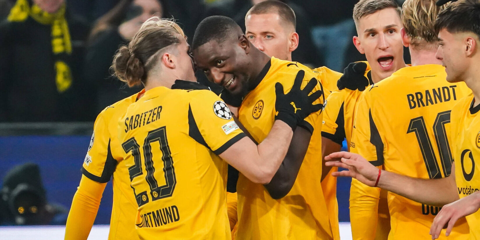 RNBVB's tweet card. Dem BVB gelingen auch gegen Villarreal vier Tore. Guirassy kämpft sich aus dem Tief, Sabitzer fehlt die Kontrolle. Jetzt Noten verteilen.