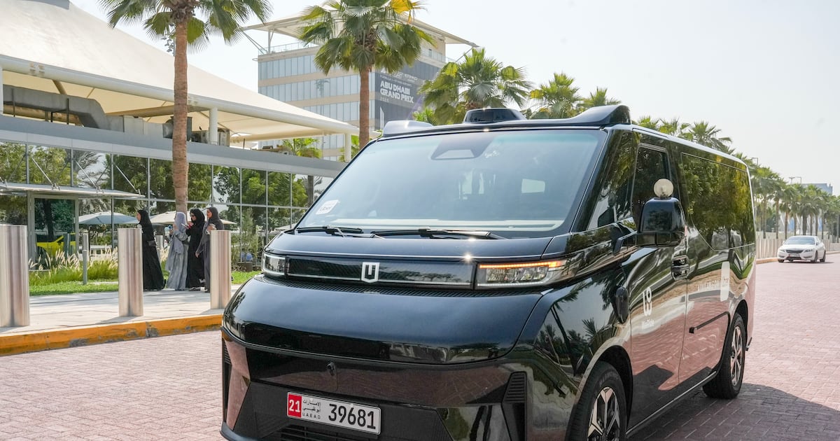 ocsreddy1212's tweet card. Service operated by Uber and WeRide operational in certain areas