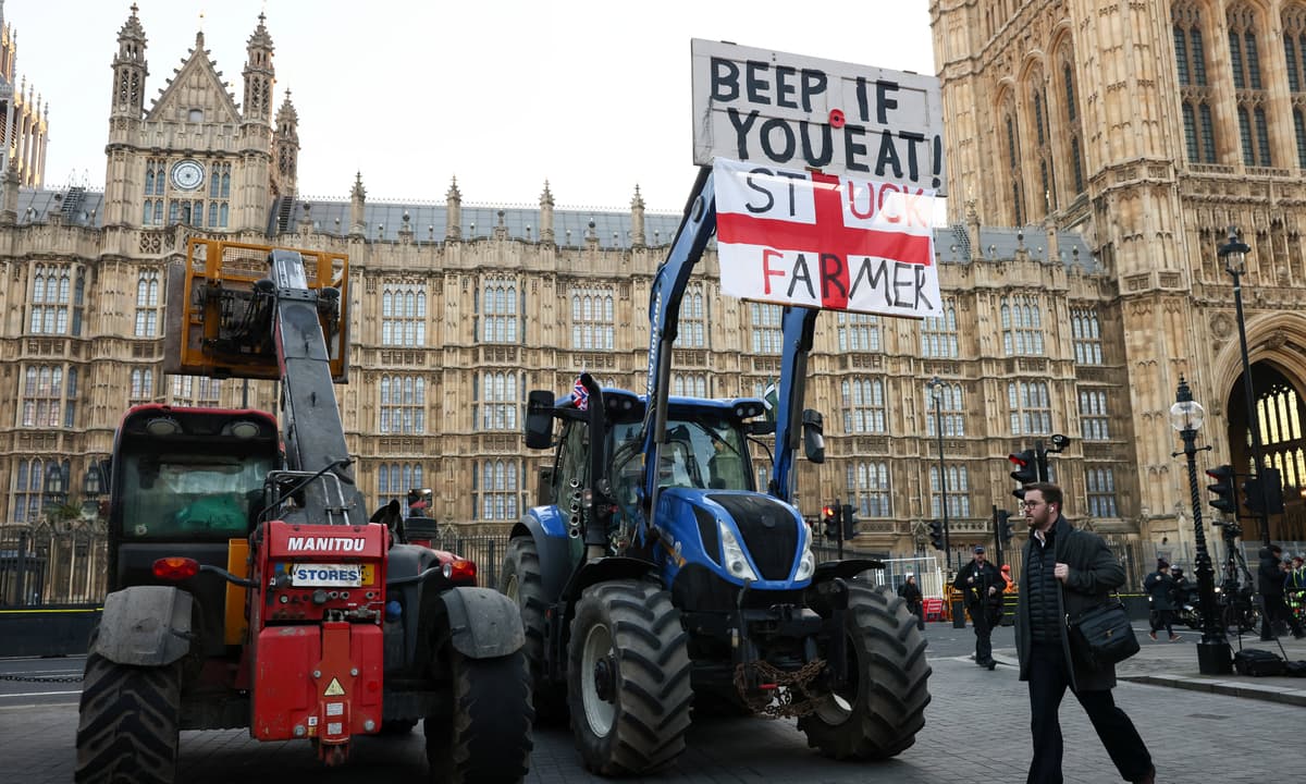 Perusing263544's tweet card. A convoy of tractors are in the capital on Budget day in protest at the Family Farm Tax
