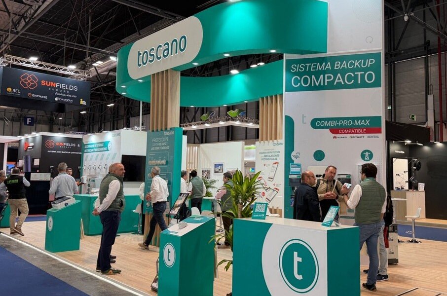 instaladores20's tweet card. Toscano ha estado presenta en la reciente edición de la Feria Genera, dentro de la Semana Internacional de la Electrificación y la Descarbonización, en la que la empresa resume su balance como de...