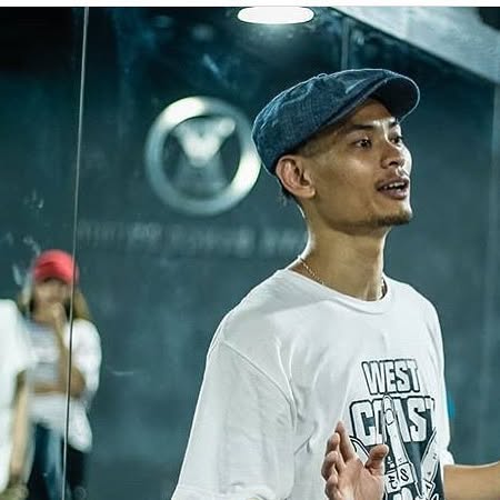 FunkyBots's tweet card. Super Funky (@superfunkydance) • Instagram photo