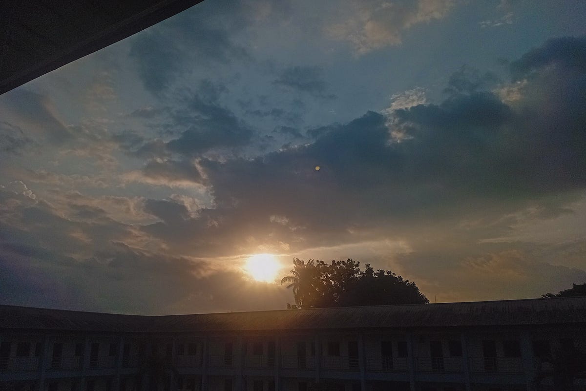 amolamoree's tweet card. This morning, after snoozing my alarm far more times than I should have, I muttered something half-sleeping, half-determined: