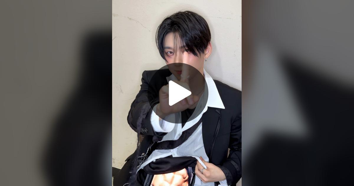 AHOF_official's tweet card. 좋아요 25개, 댓글 5개가 있습니다. "FOHA만 볼 수 있는 게시물입니다."