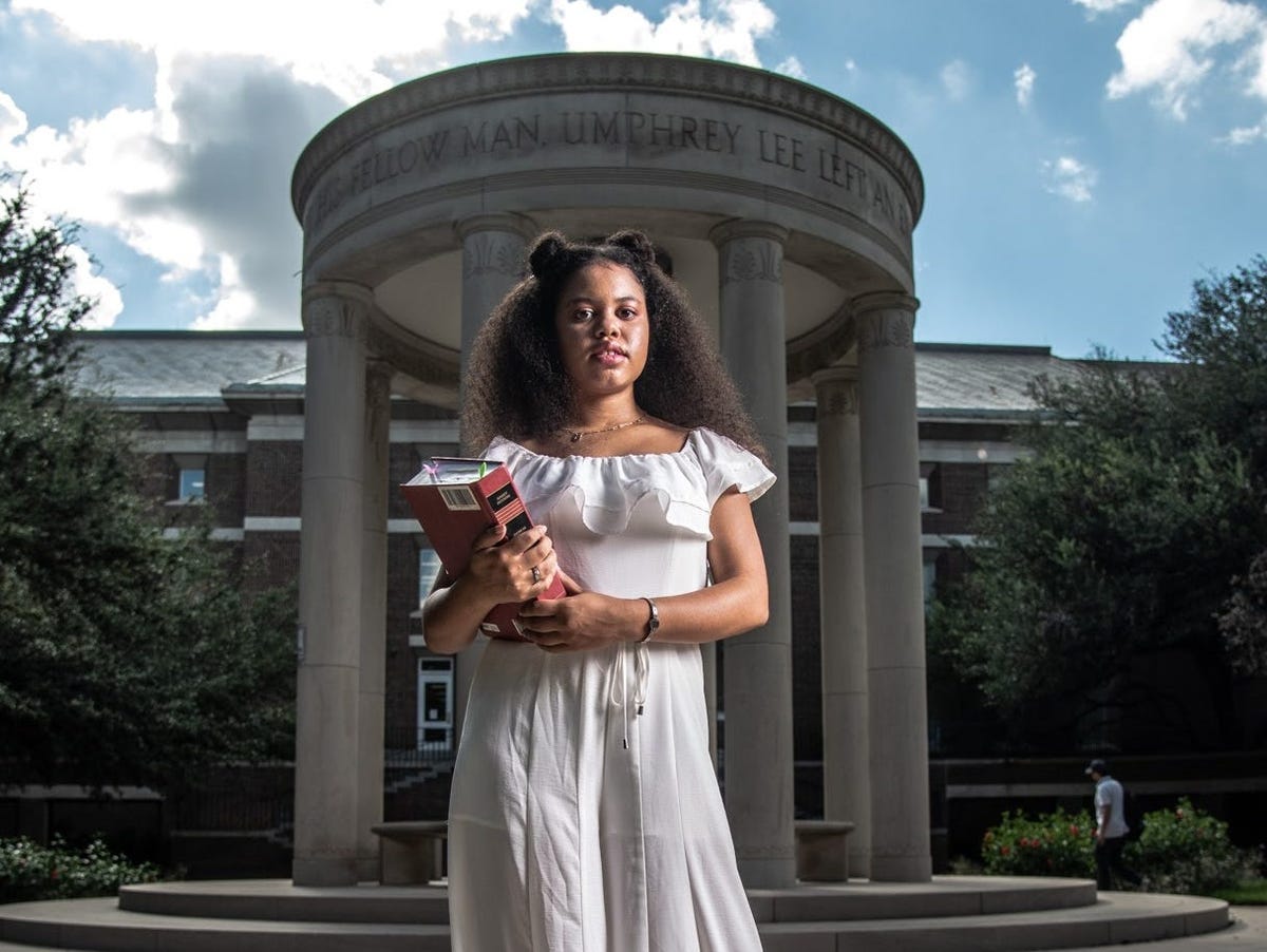 insidercareers's tweet card. Gen Zers have been unshackled from old ways of working, and their experiences and sensibilities are aligned to meet this post-pandemic moment.