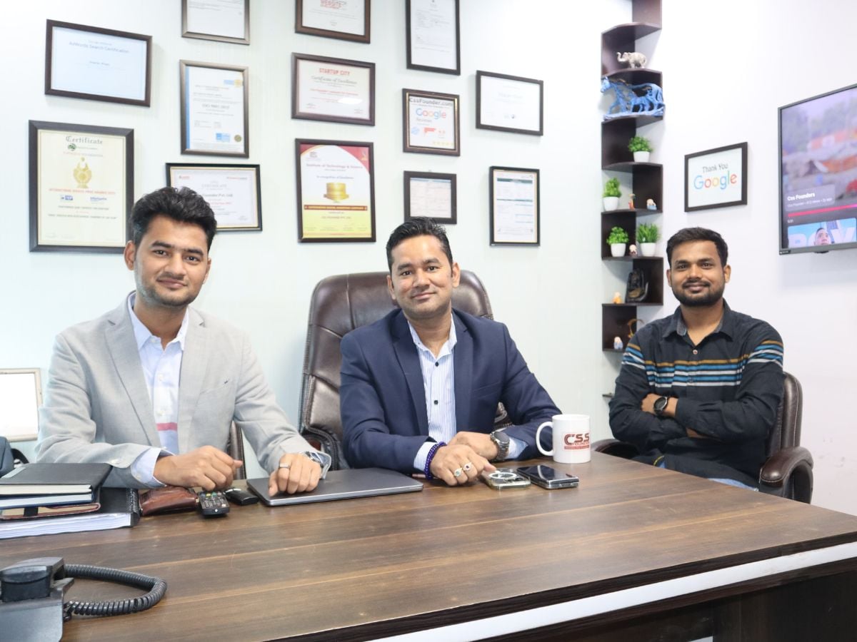 cssfounder_com's tweet card. CSS Founder ensures optimal web solutions for all businesses irrespective of their size and scale