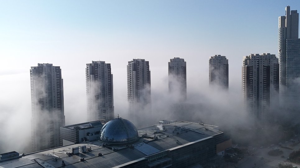 gztankara06's tweet card. Sabah saatlerinde Çankaya’nın yüksek noktalarında görüş mesafesi 2 metreye kadar düştü.