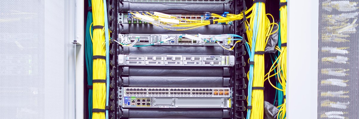 TasosPap_'s tweet card. Cisco Smart Switches announces Top of Rack (ToR) switches in Networking Mode and L4 segmentation with Hypershield integration supporting modern data centers.