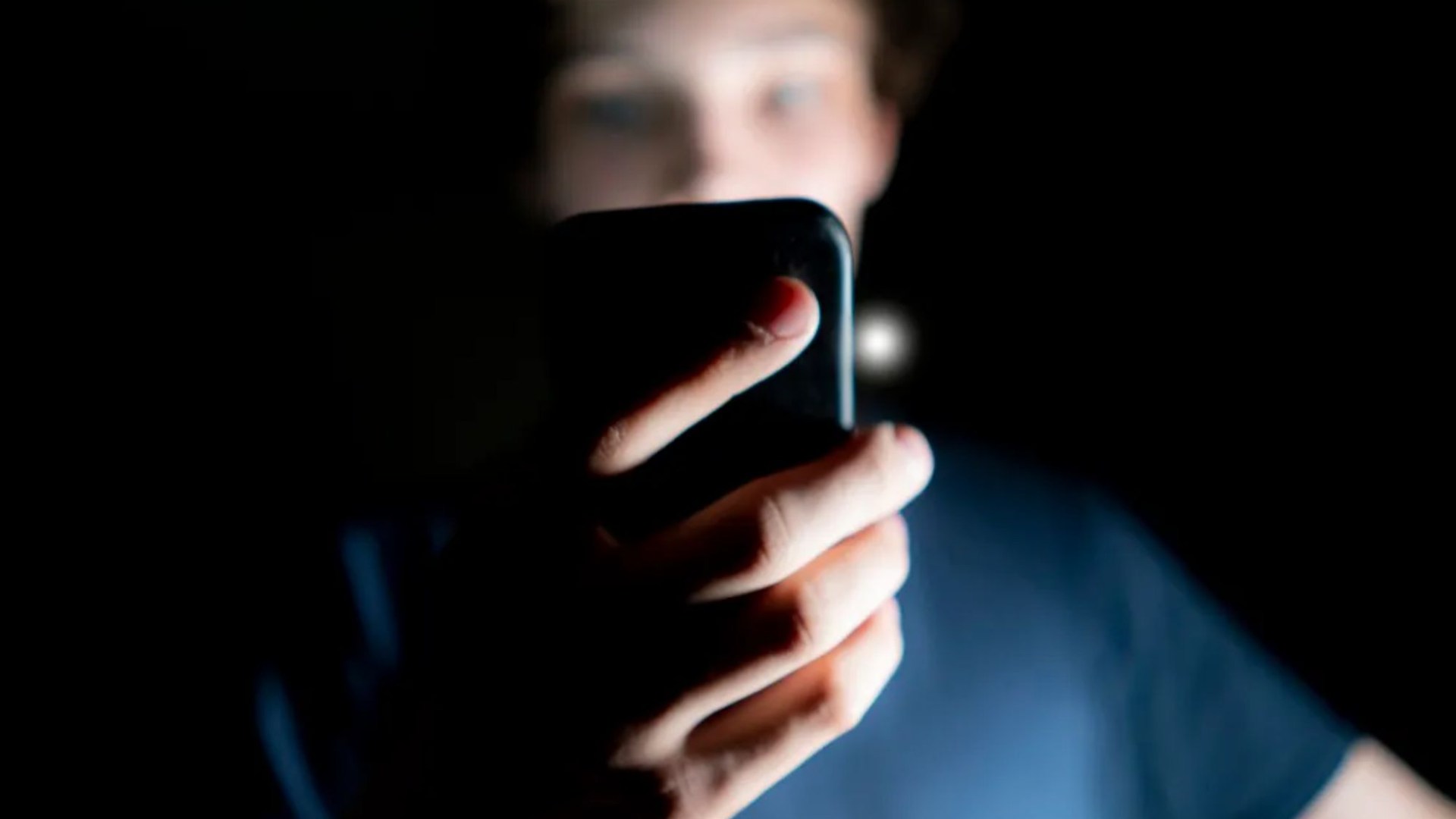 TheSunTech's tweet card. A BUDGET mobile provider that suddenly collapsed six years ago is gearing up for a shock comeback and promising a huge deal for those who sign up. The brand disappeared from the market in early 201…