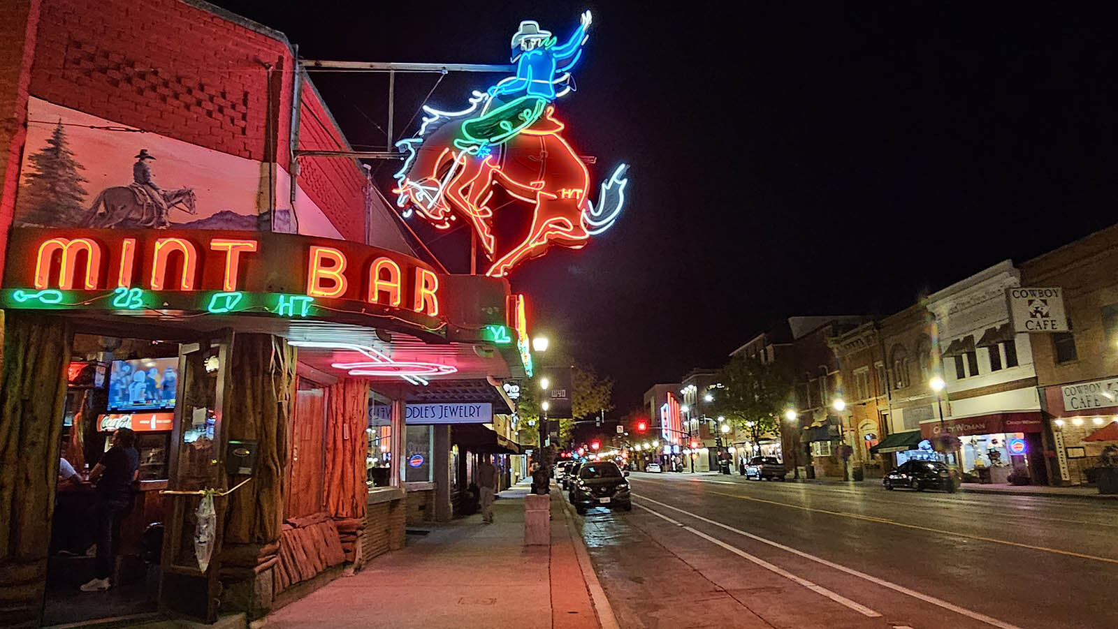 jimmaherabh's tweet card. Sheridan has a reputation as a Western tourism gem. And its famous Main Street has become a bucket-list destination for those who love all things Western.