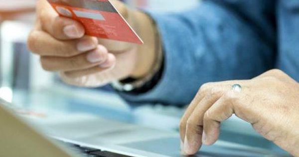 7wData's tweet card. The epic rises and falls of great companies that failed to adapt to changing technologies have now become legendary. Of the 500 companies on Fortune's Fortune 500 list in 1955, only 60 remained by...