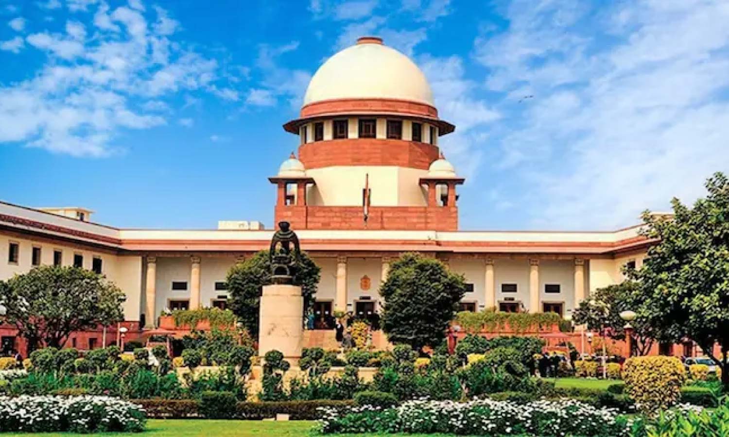hydnewshunt's tweet card. % Supreme Court slams delay in Telangana MLAs' disqualification % Get all the latest news from Hyderabad and Telangana including breaking headlines, political updates, local events, crime reports,...