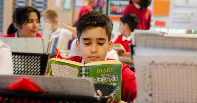 Tweet card summary image