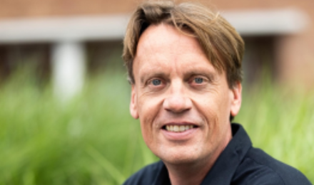 BlogIT_NL's tweet card. De basis van krachtige AI-oplossingen is een gerichte en robuuste database die is ontwikkeld op basis van de behoeften en strategie van het b