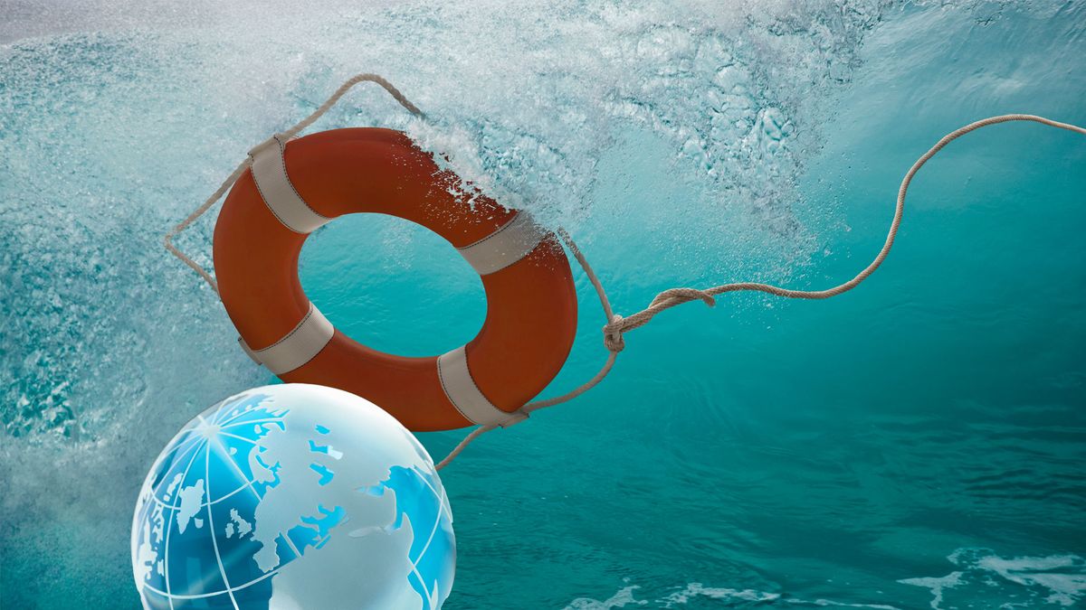 Billk92672's tweet card. It's time for us to get serious about saving the history of the Internet