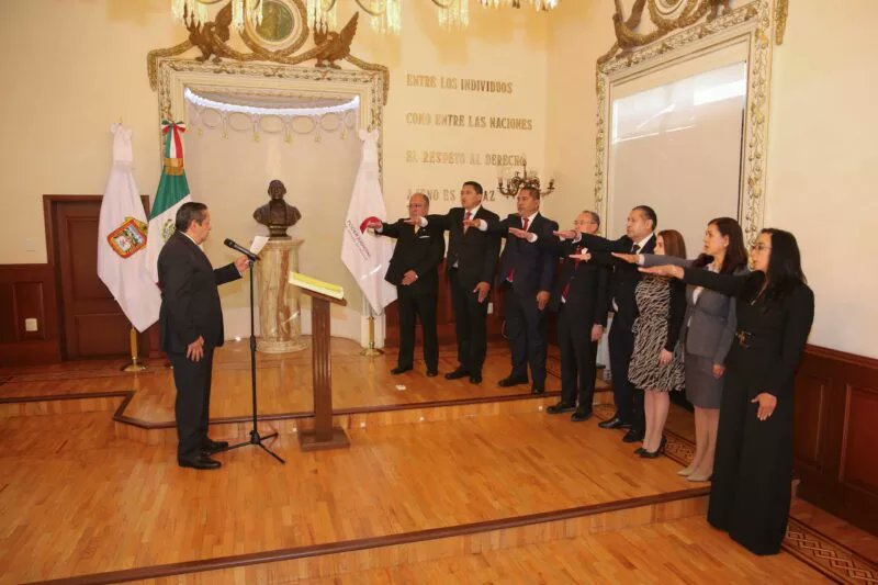 aquilasnoticia1's tweet card. Toluca, Méx.; 10 de noviembre de 2025 .- Para fortalecer la coordinación, enlace y vinculación institucional, el Presidente del Tribunal Superior de Justicia