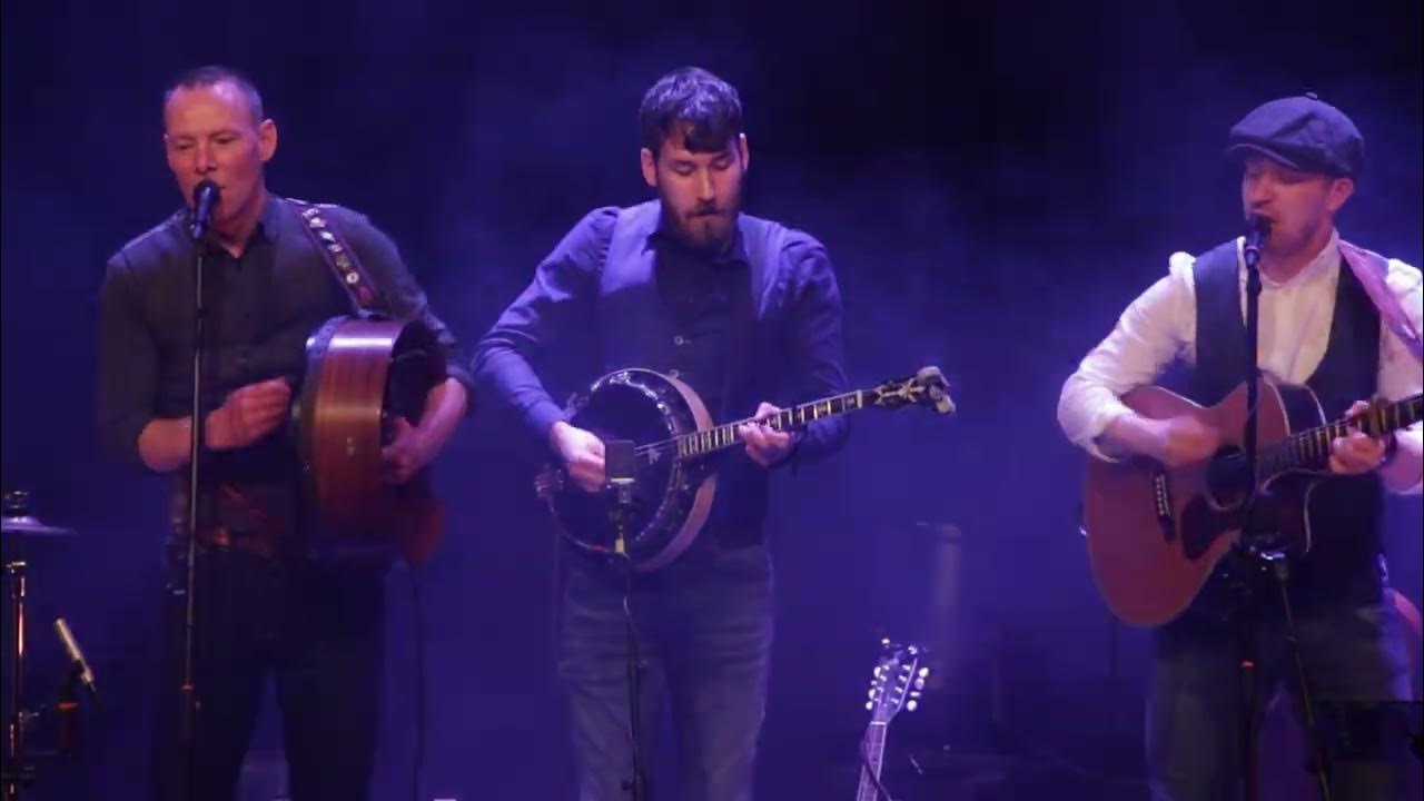 Mac__Alba's tweet card. This is the Life