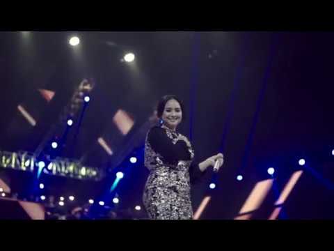 gitagut's tweet card. Gita Gutawa Backstage: Allchestra Padi Special Show 2017