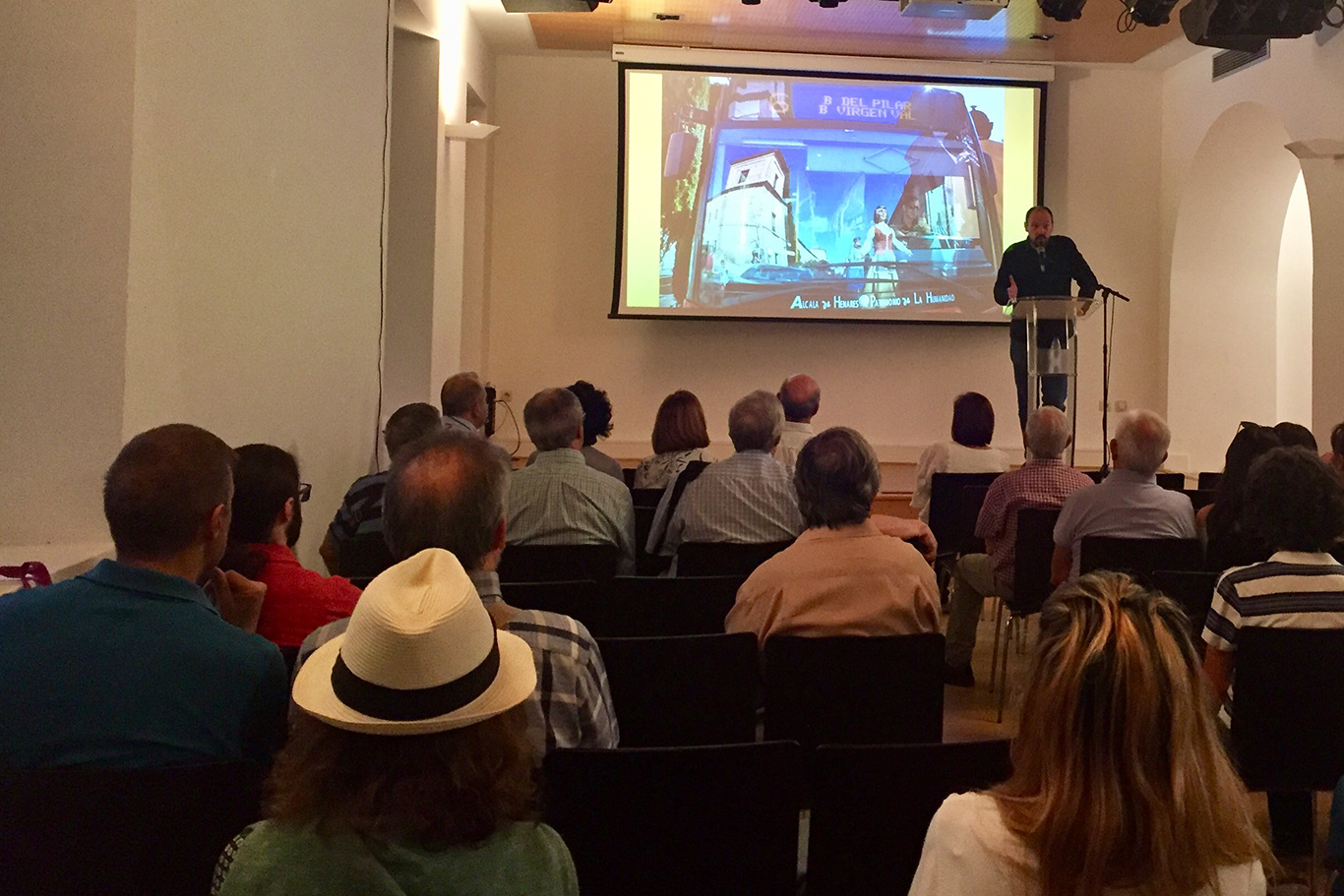 DreamAlcala's tweet card. Por tercer año consecutivo y junto al Club de la Fotografía, las Ferias de Alcalá de Henares dieron los premios del concurso de fotografía “La ciudad en fiestas”.