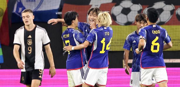 BlogdoJuca's tweet card. Em amistoso em casa, a Alemanha levou uma surra do Japão.Já havia perdido na Copa do Qatar, quando caiu na fase de grupos, por 2 a 1.Hoje, em Wolfsburg, tomou o dobro de gols.