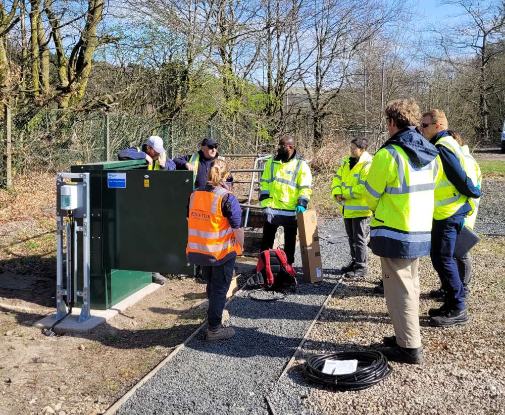 H2OGlobalNews's tweet card. Scottish Water is deploying ESNET final effluent monitors from Meteor Communications to enhance process control and reduce chemical dosing. The systems provide real-time water quality data, improving...