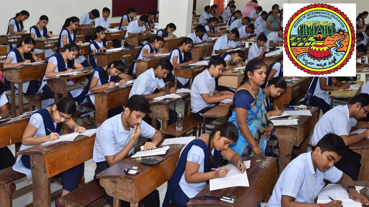 vidhaathanews's tweet card. ఏపీ ఇంటర్ పరీక్షల్లో 2025-26 విద్యా సంవత్సరం నుంచి కీలక మార్పులు చేశారు. మ్యాథ్స్ 1A, 1B కలిపి ఒకే పేపర్‌గా (100 మార్కులు) మారుస్తూ నిర్ణయం తీసుకున్నారు. బైపీసీలోనూ మార్పులు చేశారు. ప్రాక్టికల్స్,...