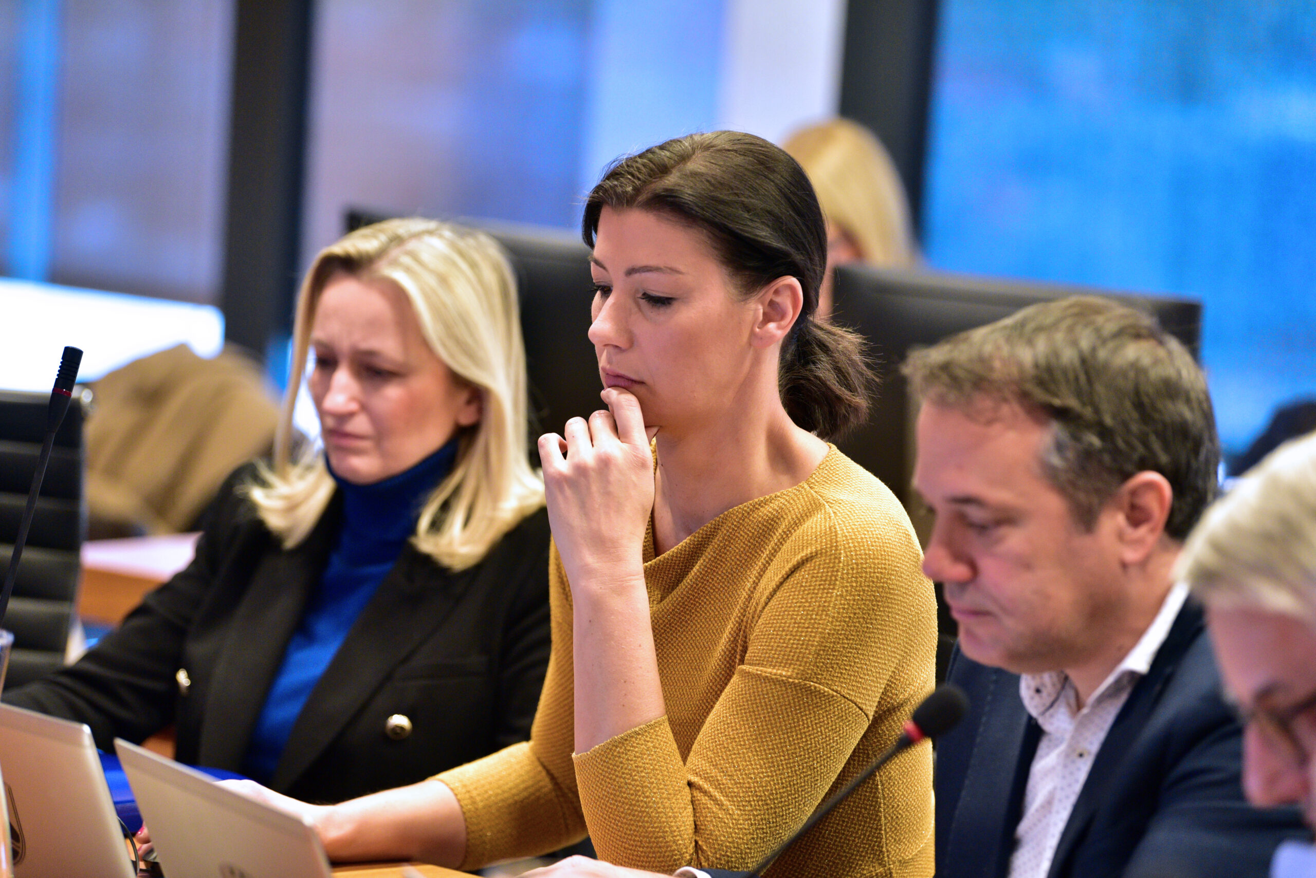 BajcAleksander's tweet card. Policijska postaja Ljubljana Center je zaključila preiskavo in na Okrožno državno tožilstvo v Ljubljani vložila kazensko ovadbo zoper nekdanjo ministrico za pravosodje Dominiko Švarc Pipan zaradi...