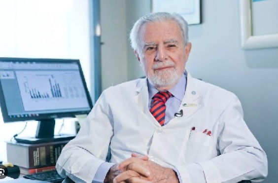 Gatosylvestre's tweet card.   El investigador emérito del Instituto Leloir y referente del Centro de Investigaciones Oncológicas de la Fundación Cáncer celebró en diálogo con Mañana Sylvestre la presentación oficial de la...