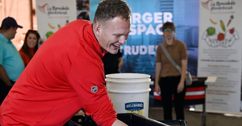 Tweet card summary image