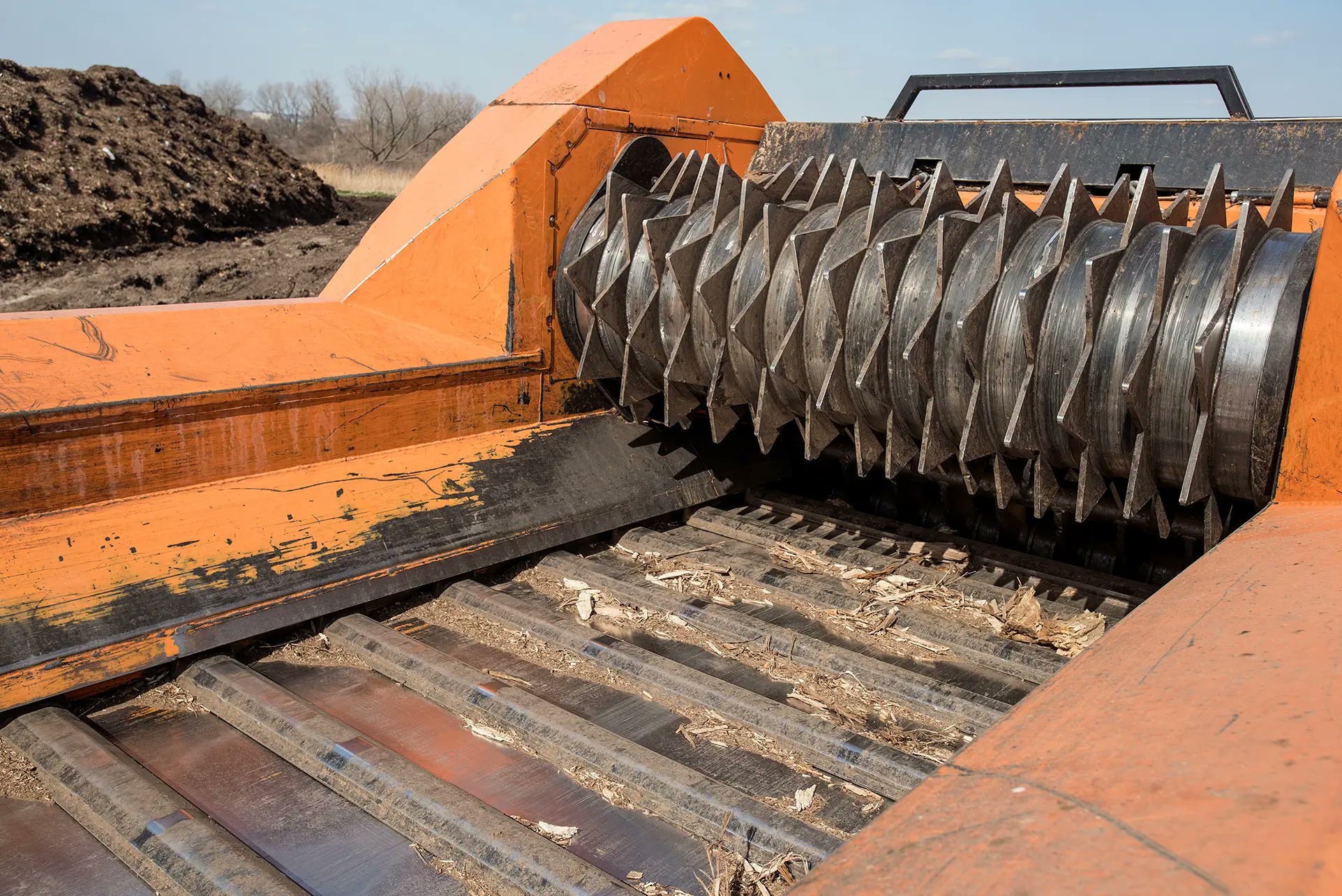 Ecoverse360's tweet card. Doppstadt AK Series high-speed grinders deliver precise and consistent performance for fine grinding, regrind, and finishing applications.