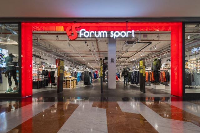 avillamudria's tweet card. Forum Sport, cadena líder especializada en la distribución de artículos deportivos, continúa avanzando en su proceso de transformación digital con la implantación de Salesforce como nueva plataform…