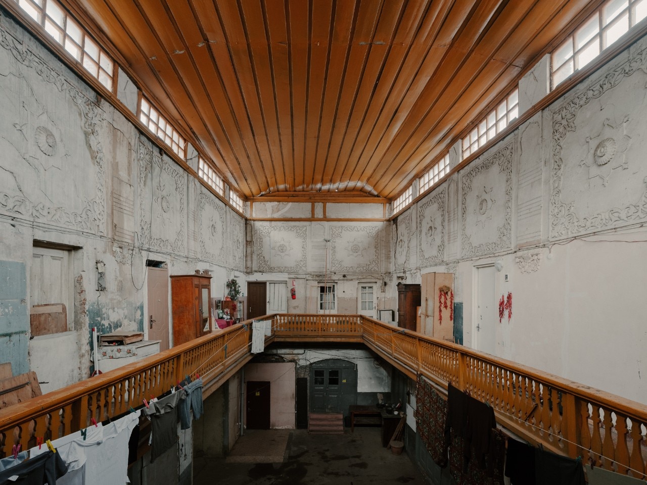 DomusWeb's tweet card. Guide to Tbilisi Districts is a new series of volumes designed to recount the history and places of the Georgian capital, between temporal stratifications and architectural experimentation, starting...