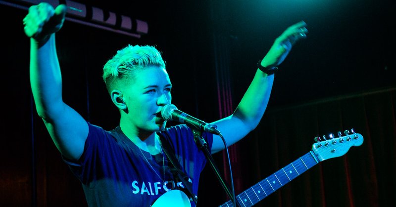 Tweet card summary image