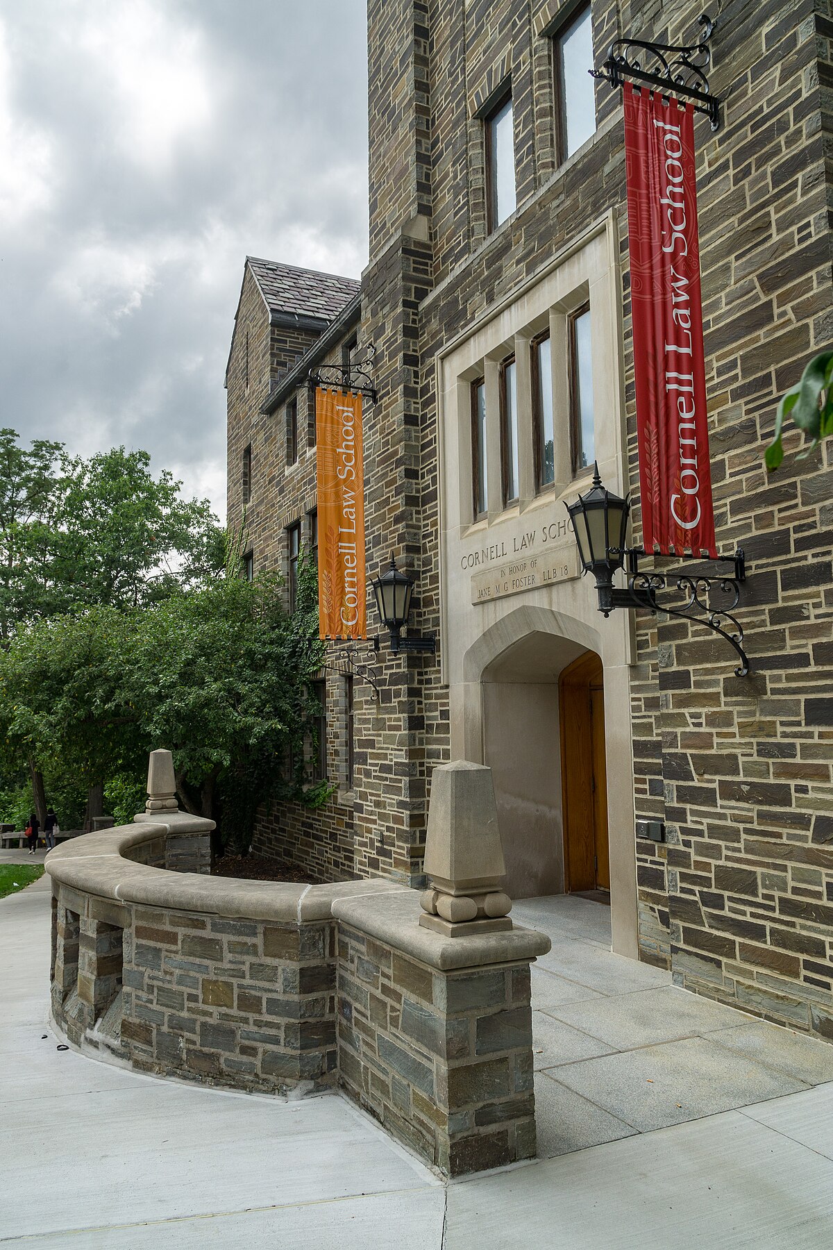 REFinBlog's tweet card. Cornell is hiring a transactional clinician to be based in Ithaca in the Entrepreneurship Law Clinic and the Blassberg-Rice Center for Entrepreneurship Law. The appointment will be to the long-term…